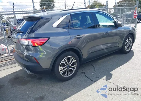 2021 Ford Escape Sel z USA, uszkodzony, nr VIN 1FMCU0H67MUB25632